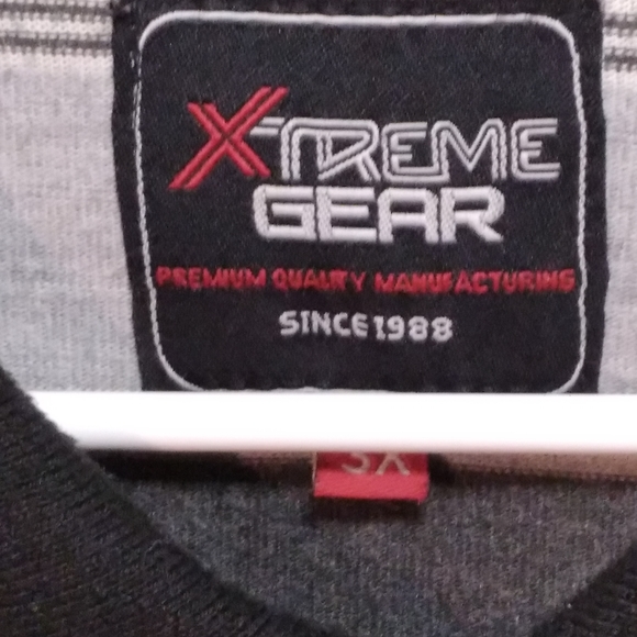 (#11) Men's Black and White Stripped Xtreme Gear Collar Shirt (Size 3XL) - Picture 10 of 12